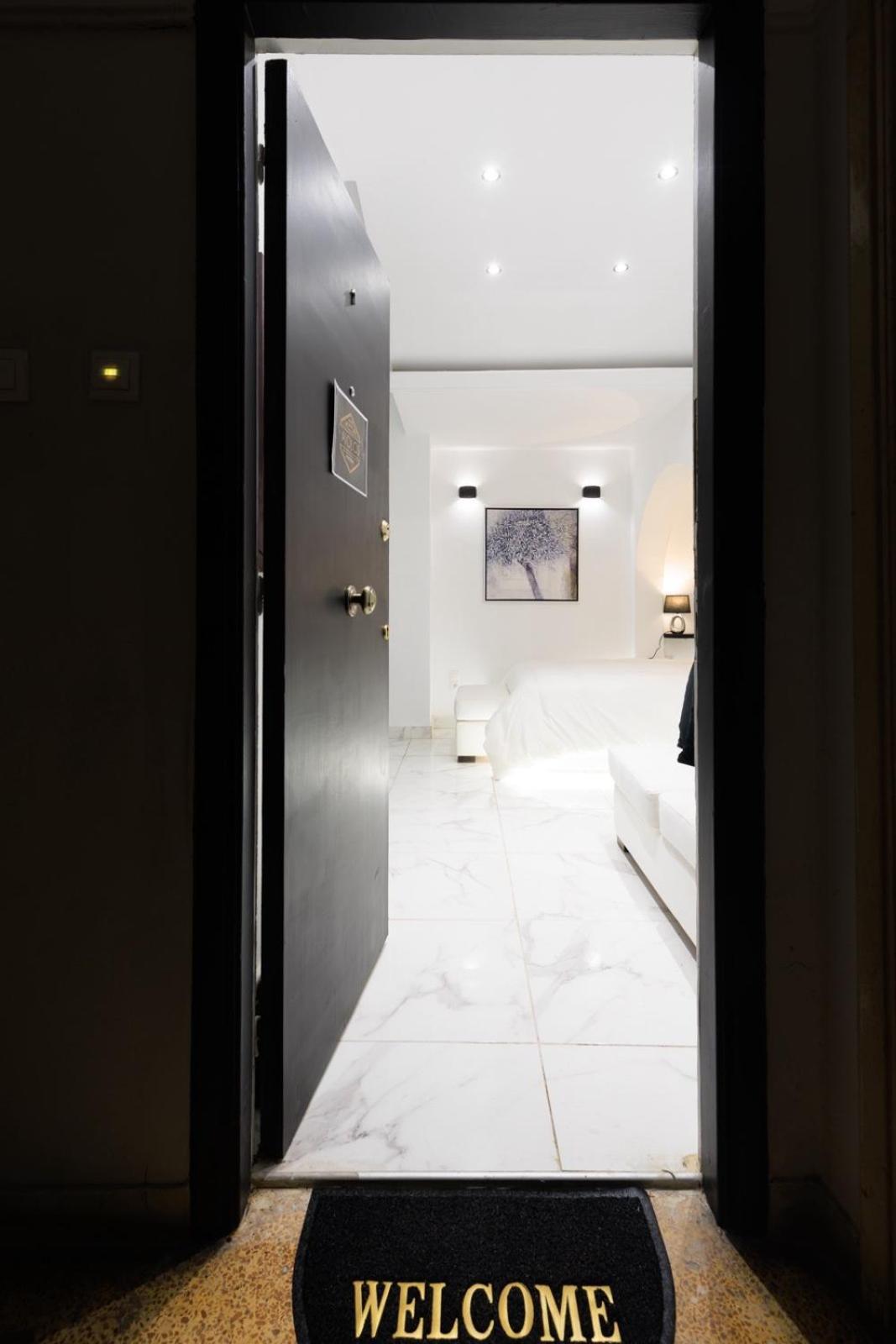 Aiolos Luxury Apartment Under Acropolis In Plaka Athens Exterior photo